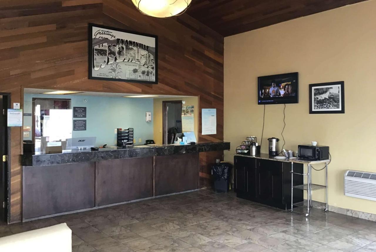 Super 8 By Wyndham Casper East/Evansville Bagian luar foto