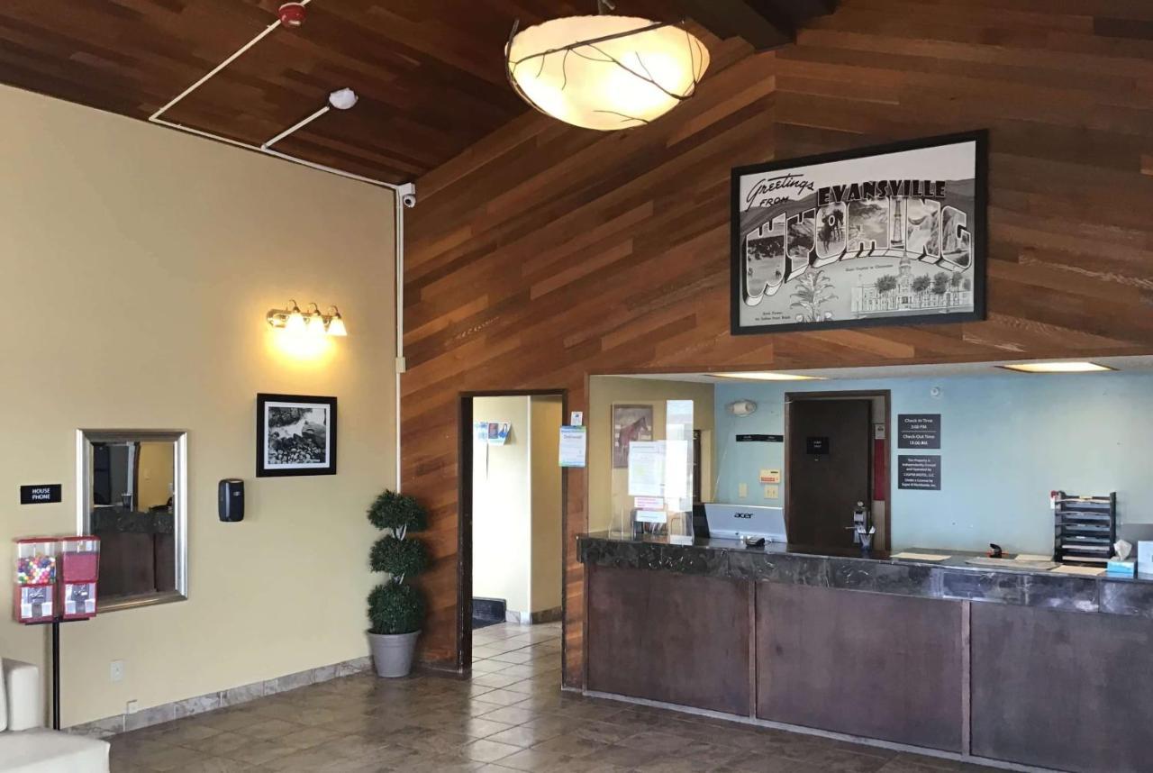 Super 8 By Wyndham Casper East/Evansville Bagian luar foto