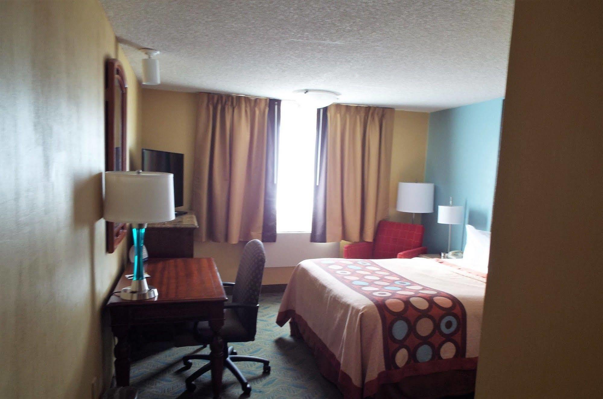 Super 8 By Wyndham Casper East/Evansville Bagian luar foto
